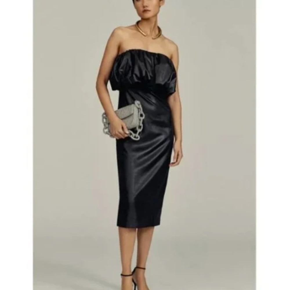 NWT $ 170  Black Let Me Be Slim Bubble Dress Small